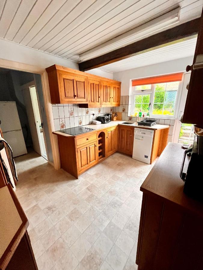 The Snuggery Cottage Taunton Esterno foto