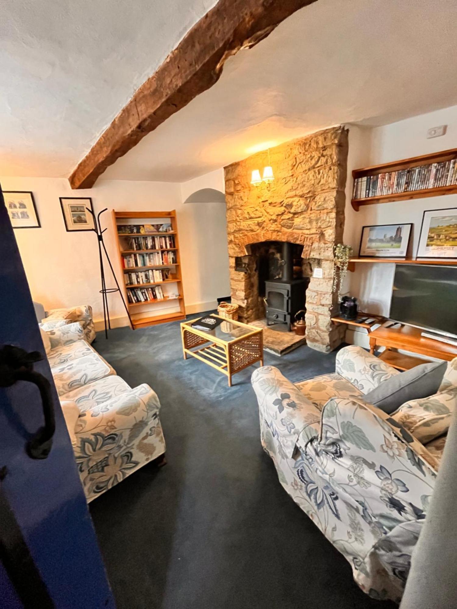 The Snuggery Cottage Taunton Esterno foto